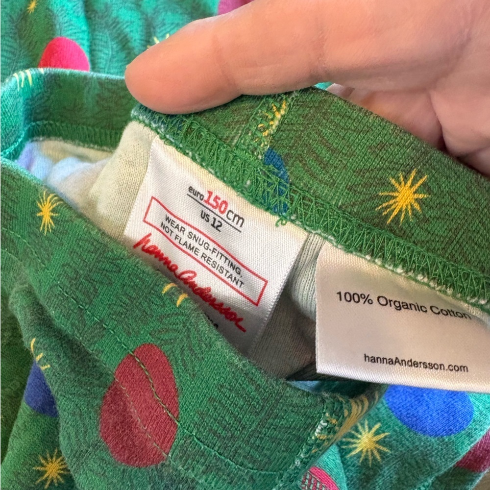 Hanna Andersson Green Holiday Pajamas Winter Starts Circle Red Yellow 12 - Picture 2 of 4